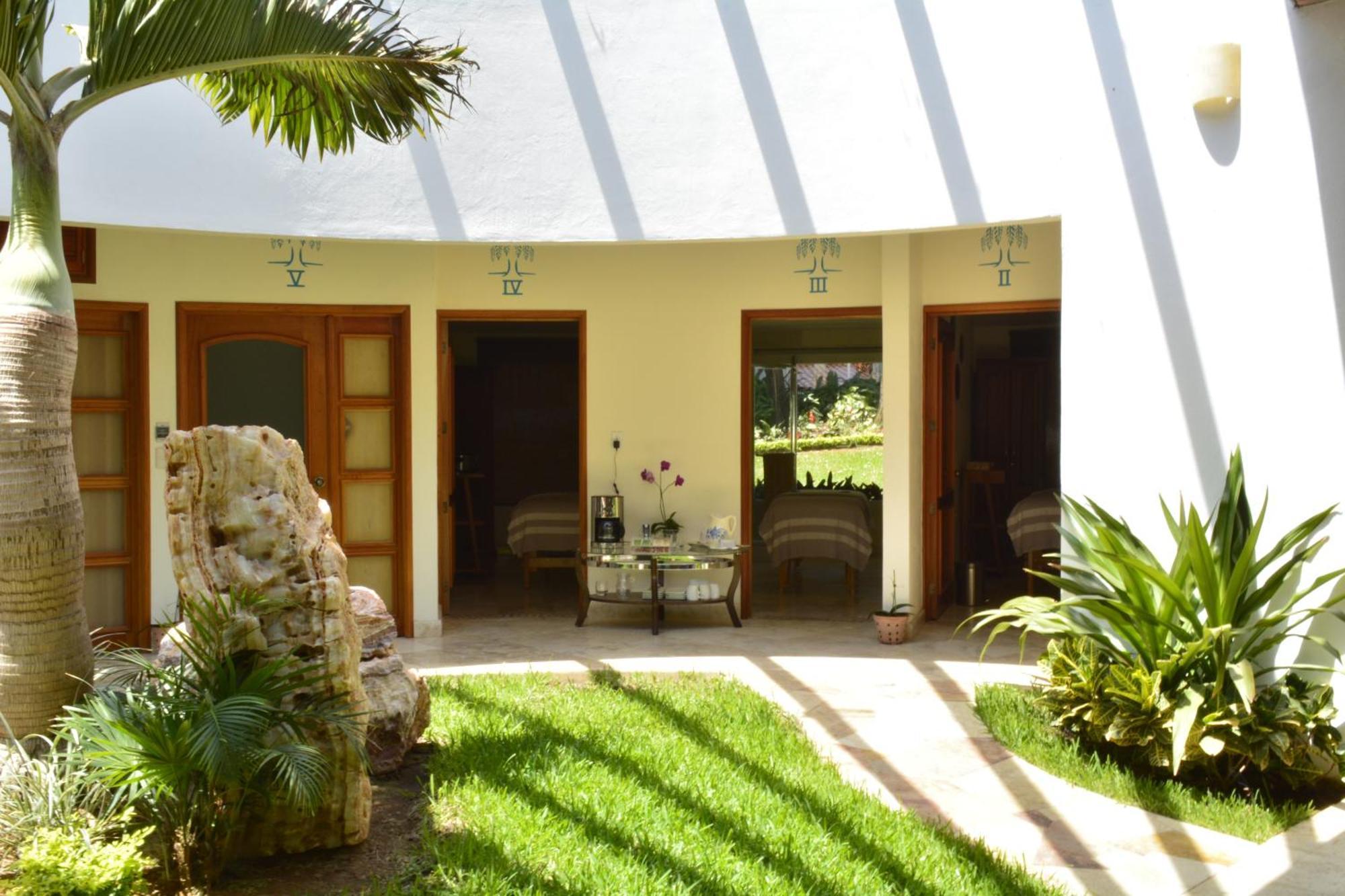 Quinta Sauz Hotel Tacambaro de Codallos Exterior photo
