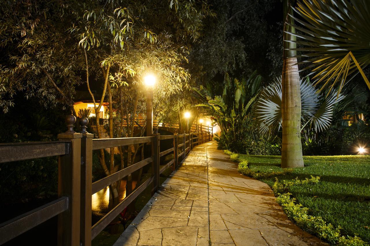 Quinta Sauz Hotel Tacambaro de Codallos Exterior photo